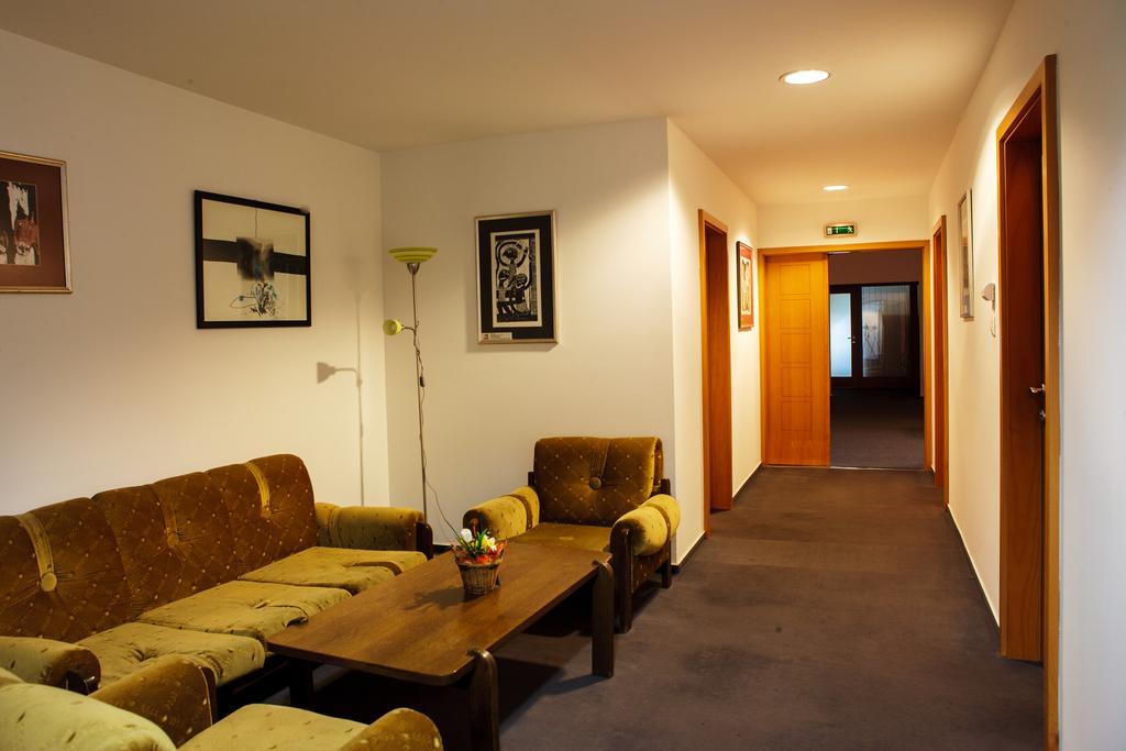 Lipa Hotel Es Etterem Szentgotthard Exterior photo